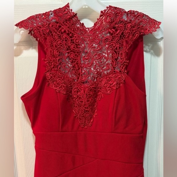 NWOT Windsor Lace Red Midi Dress - Picture 2 of 7